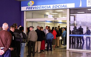 Tendência é que a Previdência seja tratada como uma política social menor, e não um direito (Foto: Arquivo EBC)