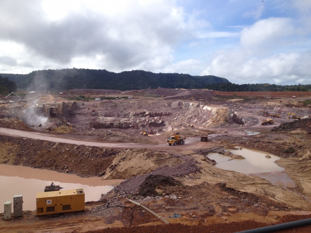 Construção da usina São Manoel (Foto: International Rivers)
